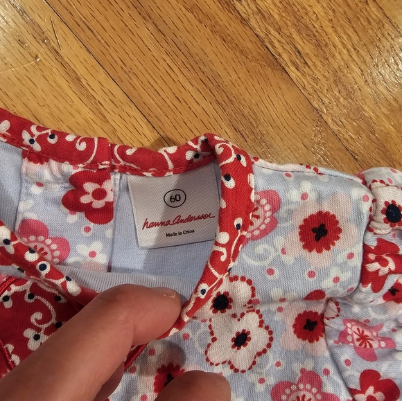 Hannah Andersson romper - Picture 3 of 3